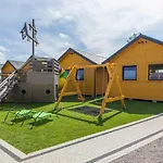 Domki Nad Morzem Dziedzic Wczasowa I Premium *