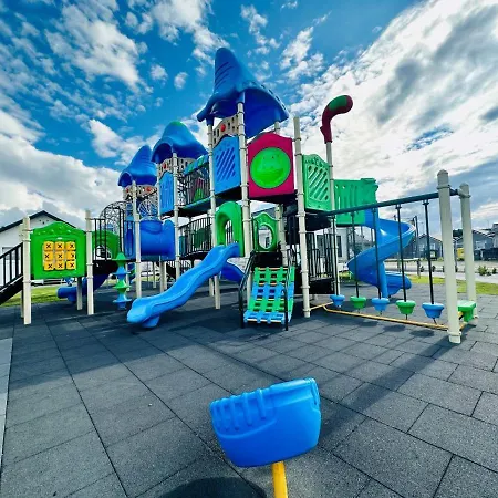 Semesterbostad Nad Morzem Dziedzic Wczasowa Ii *